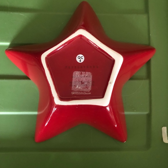Pottery Barn Dining Pottery Barn Red Star Bowls Set Of 4 Poshmark